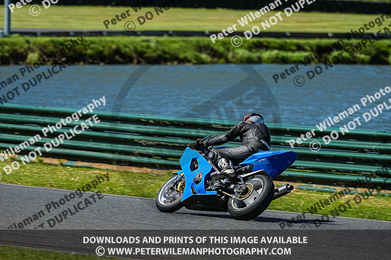 enduro digital images;event digital images;eventdigitalimages;mallory park;mallory park photographs;mallory park trackday;mallory park trackday photographs;no limits trackdays;peter wileman photography;racing digital images;trackday digital images;trackday photos